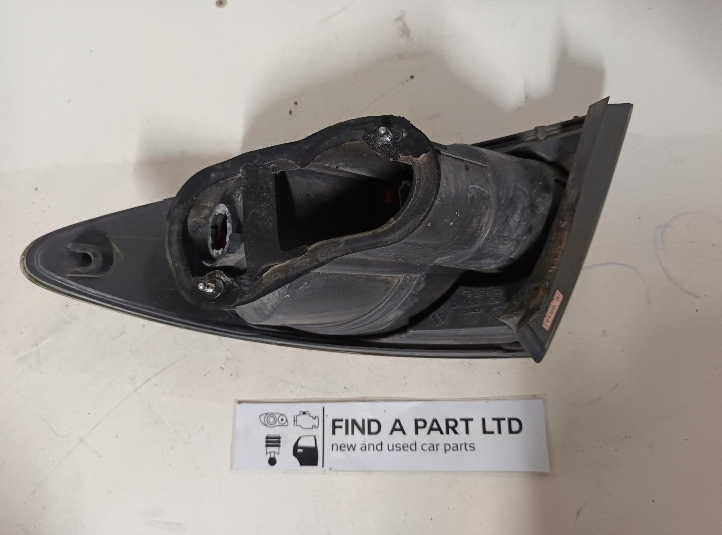 Aug 2005 to Nov 2007- Mazda Mazda6 GG GY Sedan Hatchback- Left Taillight- Lens# 220-61980