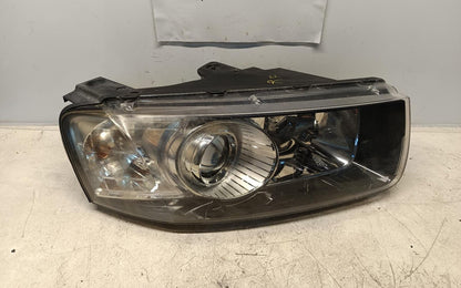 Jan 2011 to Sep 2015 - Holden Captiva/Captiva 7 CG - Right Headlight - (4Th Vin = C), Black Surround