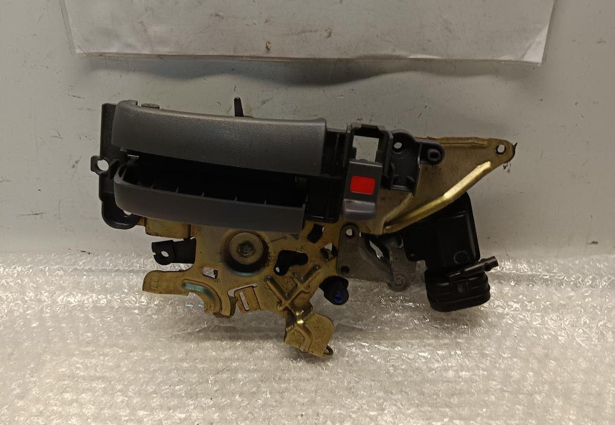 1991 to 2000 - Toyota Estima TCR10 Imported - Left Sliding Door Lock Mechanism