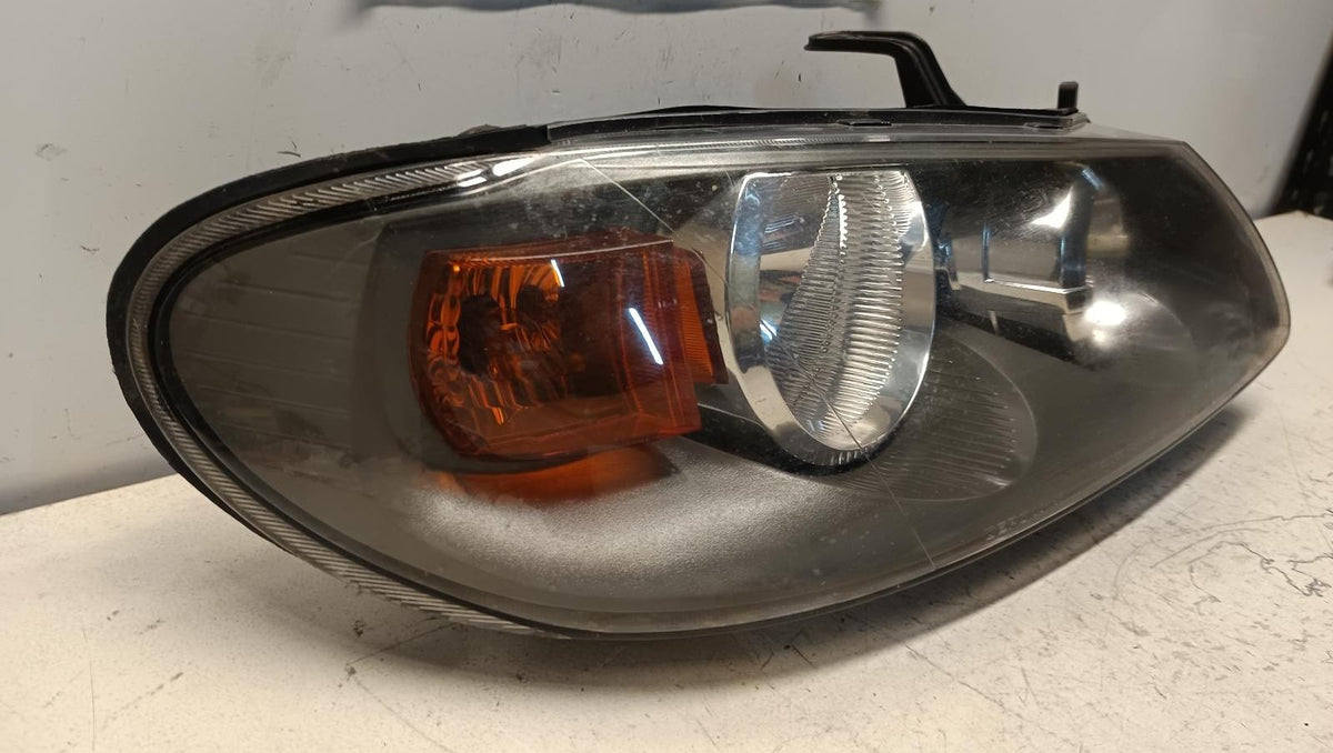 Jun 2001 to Dec 2005 - Nissan Pulsar N16 Hatchback - Right Headlight - 1 Piece H/Lamp + C/Light, Grey Backing Type