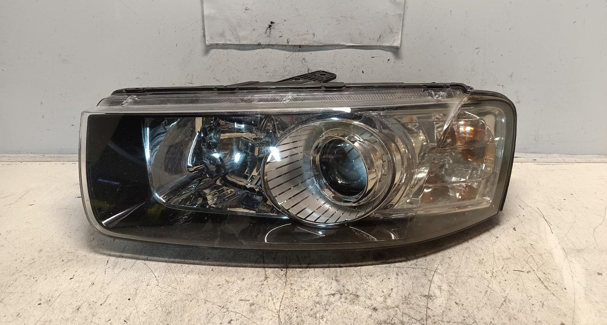 Jan 2011 to Sep 2015 - Holden Captiva/Captiva 7 CG - Left Headlight - (4Th Vin = C), Black Surround