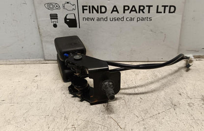 2017 Nissan NP300 Navara - Rear Centre Seat Belt Buckle PN: