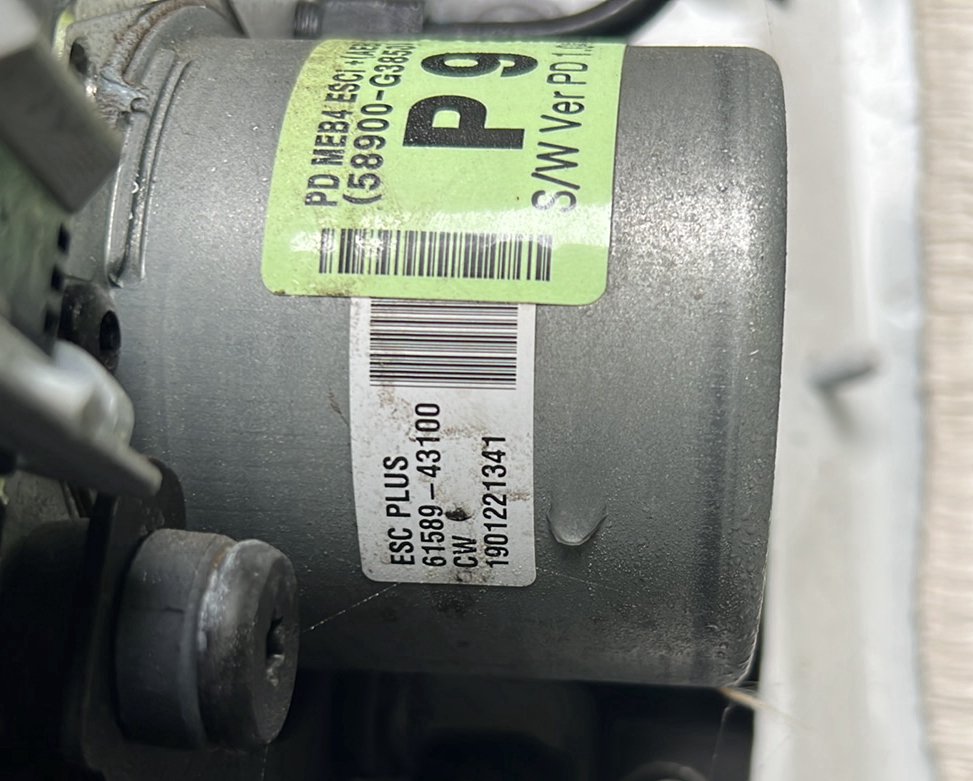 2019 Hyundai i30 PD - Anti-lock Braking System Pump/Modulator PN: 61589-43100 58900-G3850