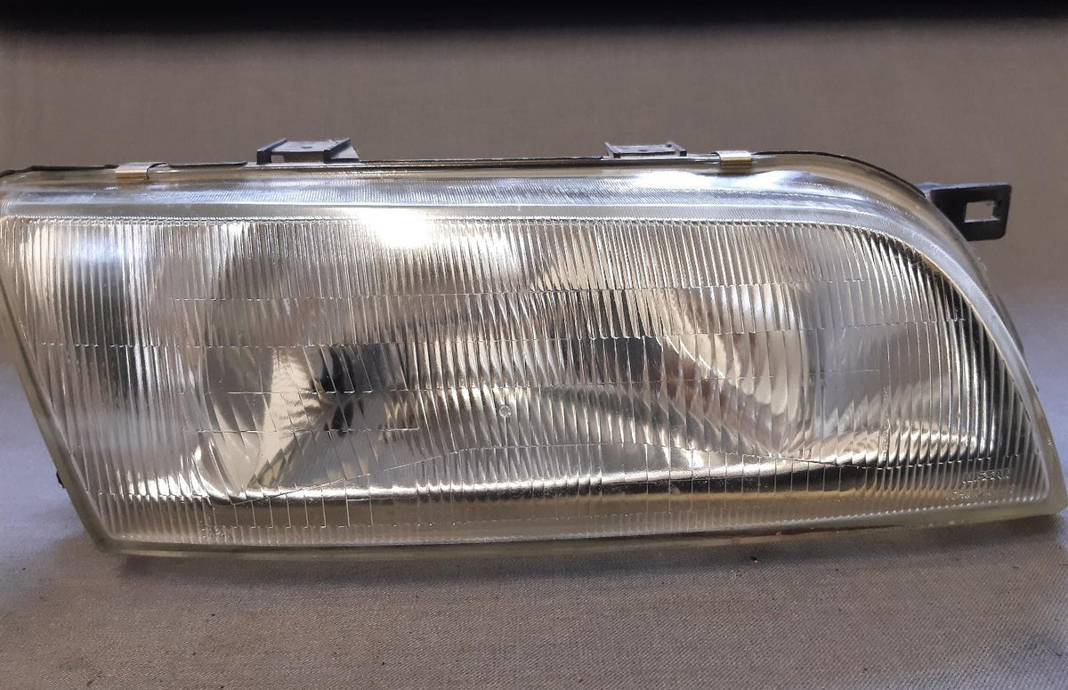 Oct 1995 to Mar 1998 - Nissan Pulsar N15 - Right Headlight - Ichikoh Lens# 1513