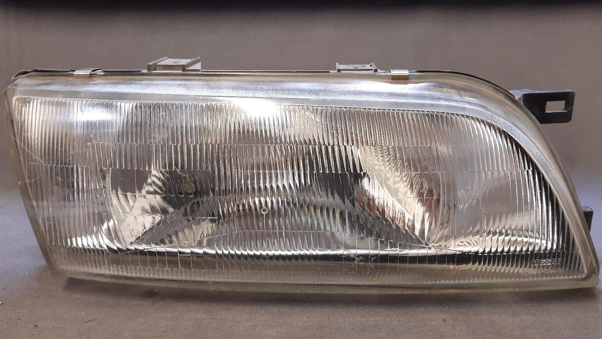 Oct 1995 to Mar 1998 - Nissan Pulsar N15 - Right Headlight - Ichikoh Lens# 1513