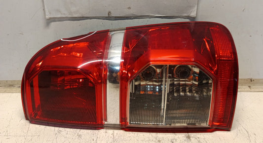2014 Toyota Hilux - Right Taillight PN: 5673