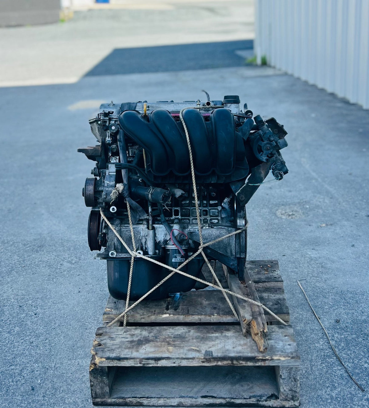 2005 Toyota Isis M10 - Engine PN: