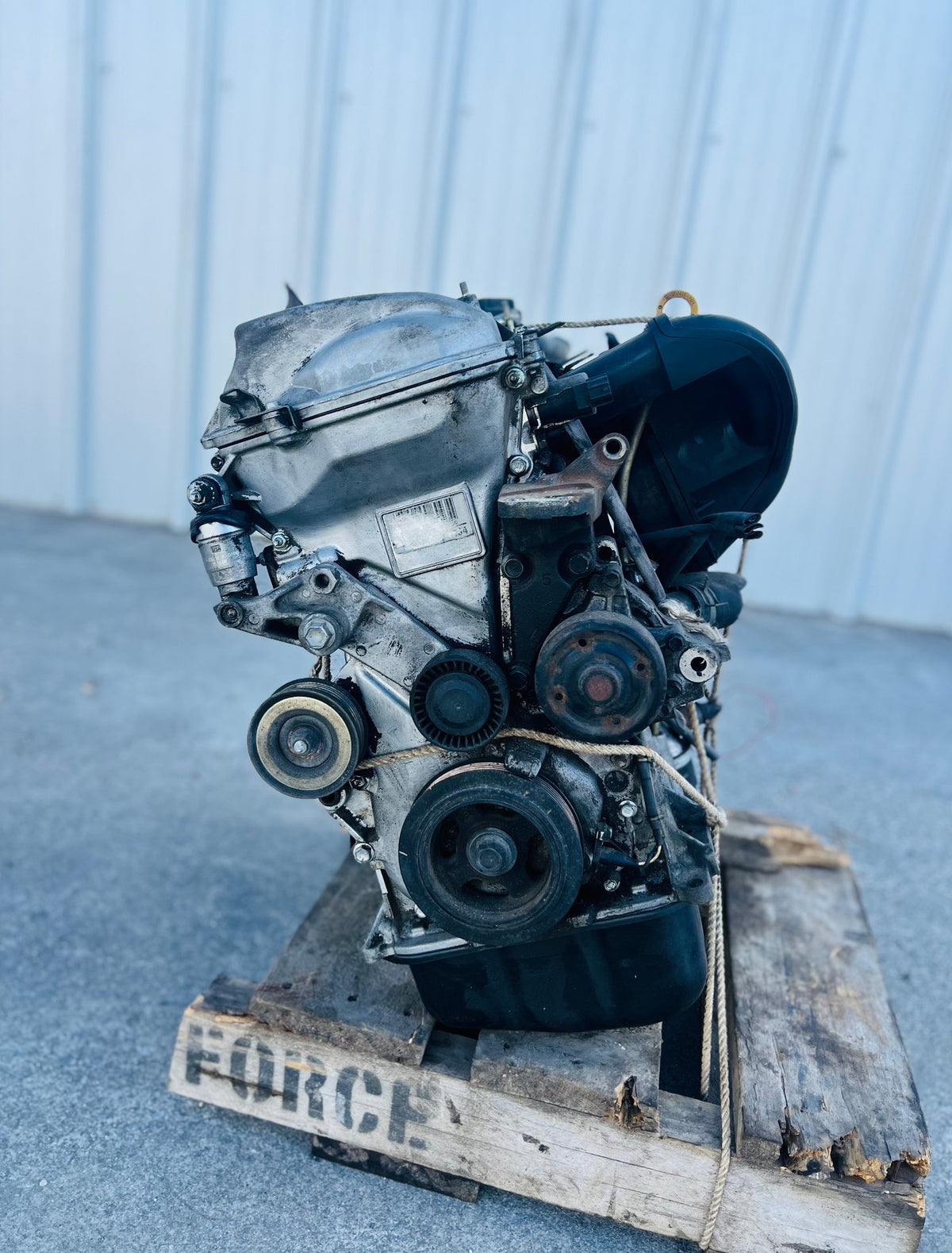 2005 Toyota Isis M10 - Engine PN: