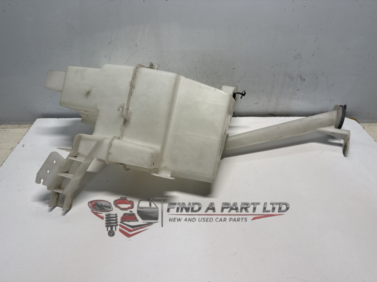 2008 Nissan X-Trail T31 - Washer Bottle PN: