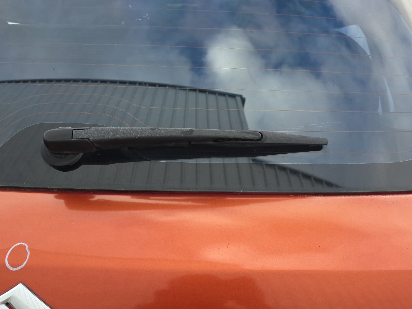 2010-2016 Suzuki Swift FZ FZ82S - Rear Wiper Arm PN: