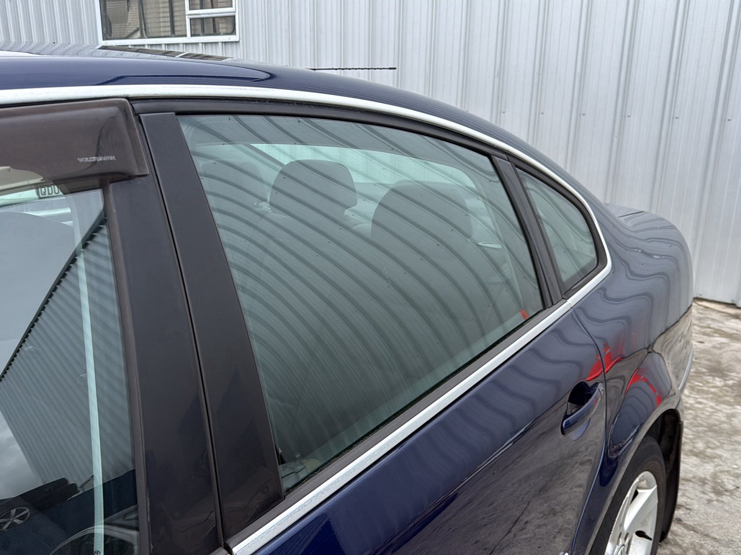 1998-2005 Volkswagen Passat- Left Rear Door Window PN: