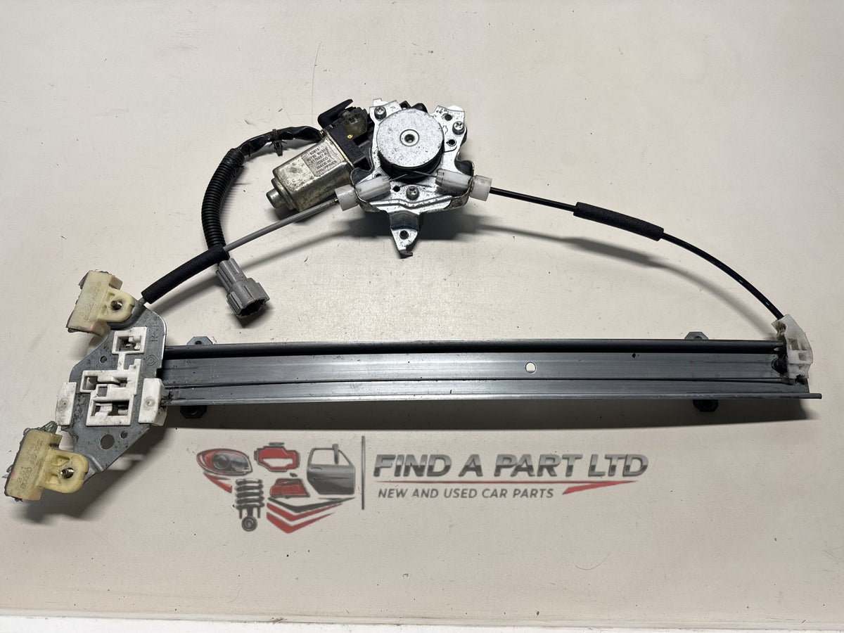 2006 Nissan X-Trail T30 - Right Front Window Regulator/Motor PN: 80730 8H301