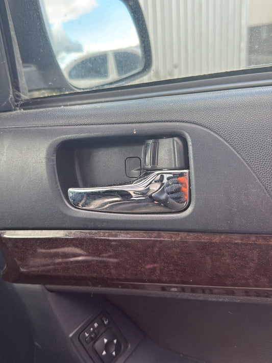 2004-2012 Mitsubishi Galant DJ CY4A - Right Front Door Interior Handle PN:
