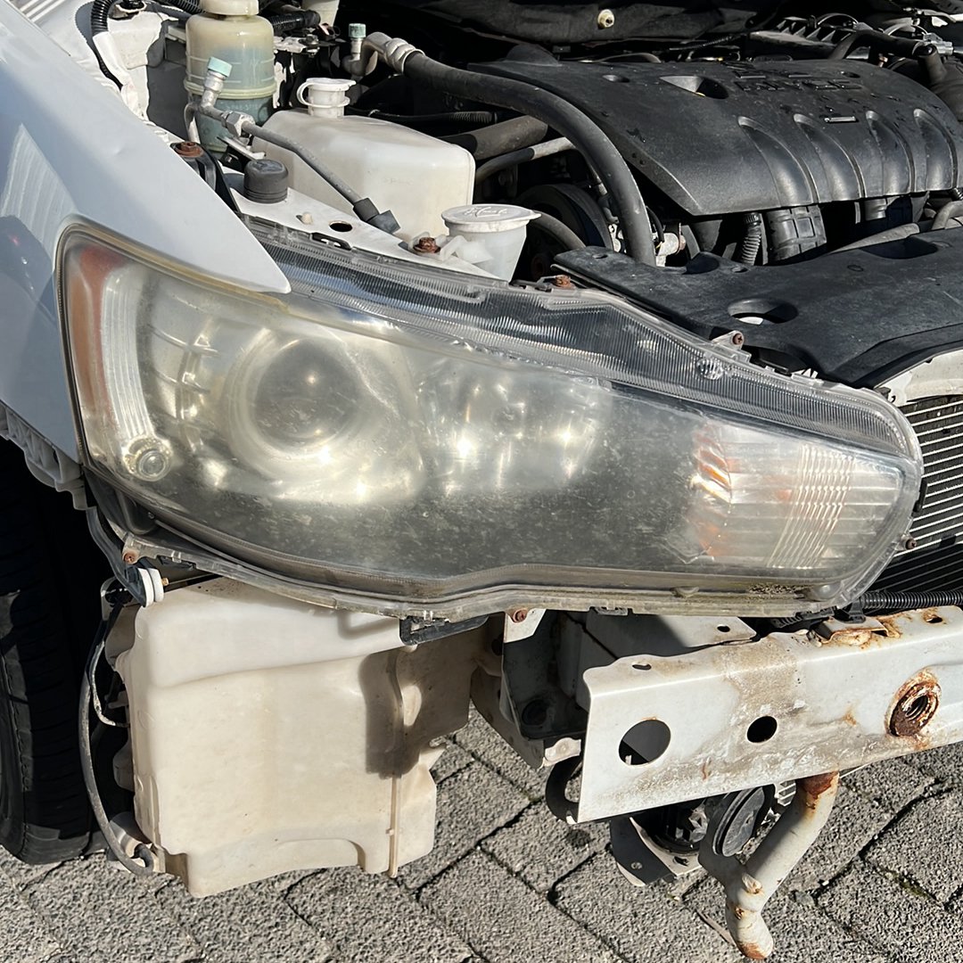2004-2012 Mitsubishi Galant CX4A- Right Headlight PN: p6117r