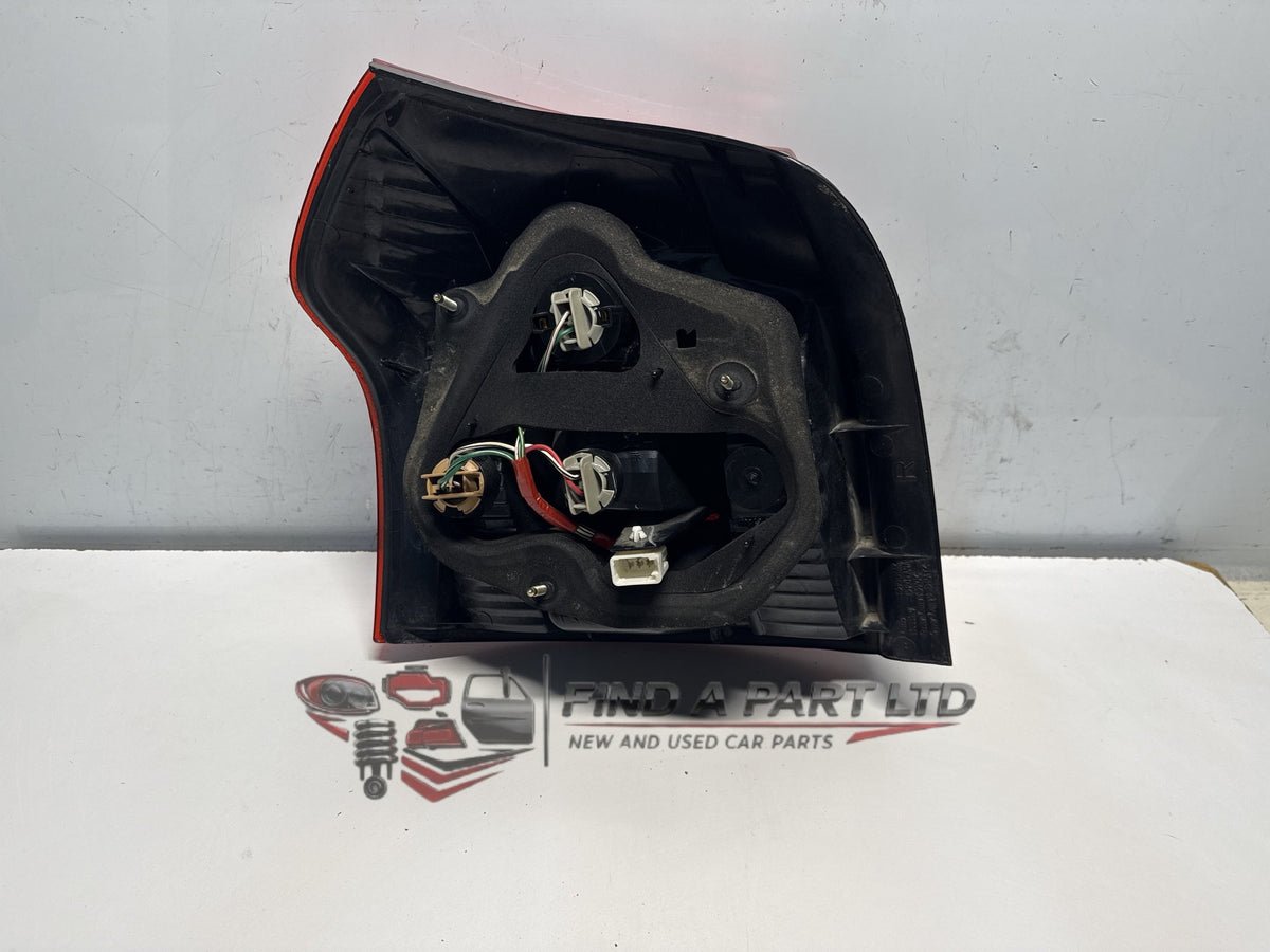 2005 Toyota Corolla E120 - Right Taillight PN: 13 65