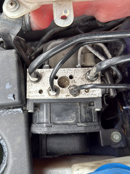 1998-2005 Volkswagen Passat- Anti-lock Braking System Pump/Modulator PN: 4b0614517G, 265 225 124