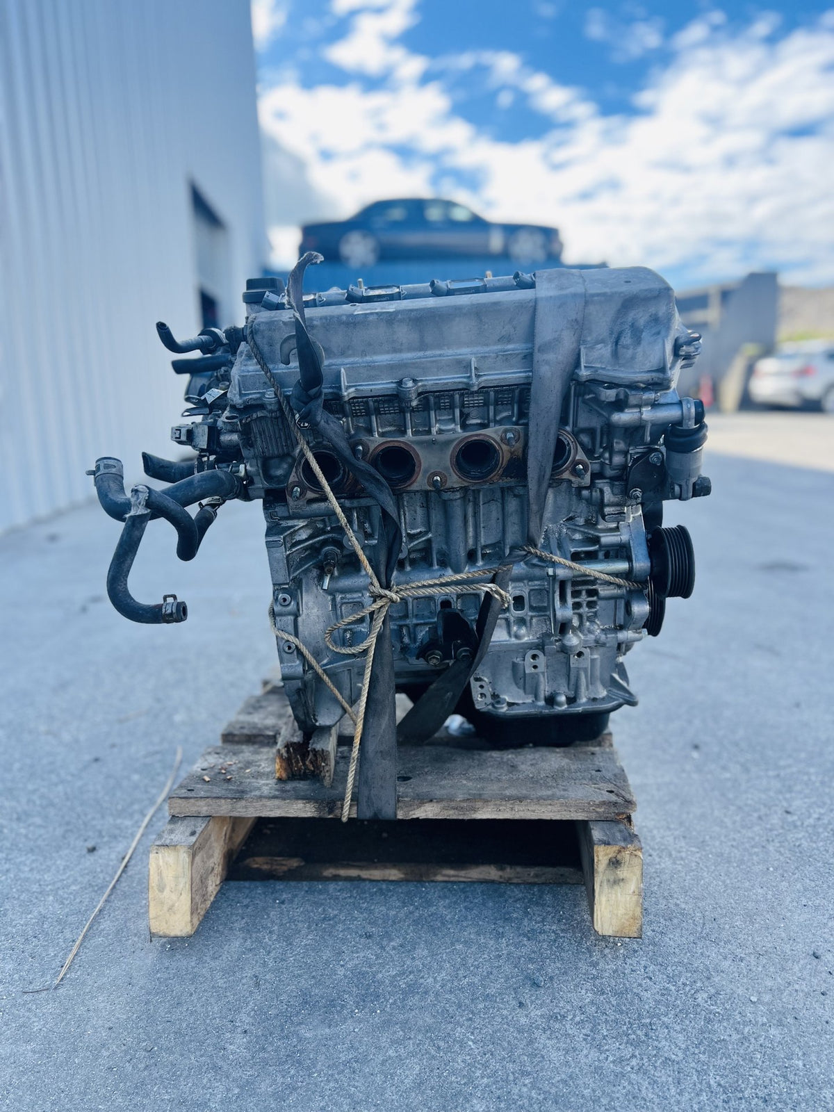 2005 Toyota Isis M10 - Engine PN: