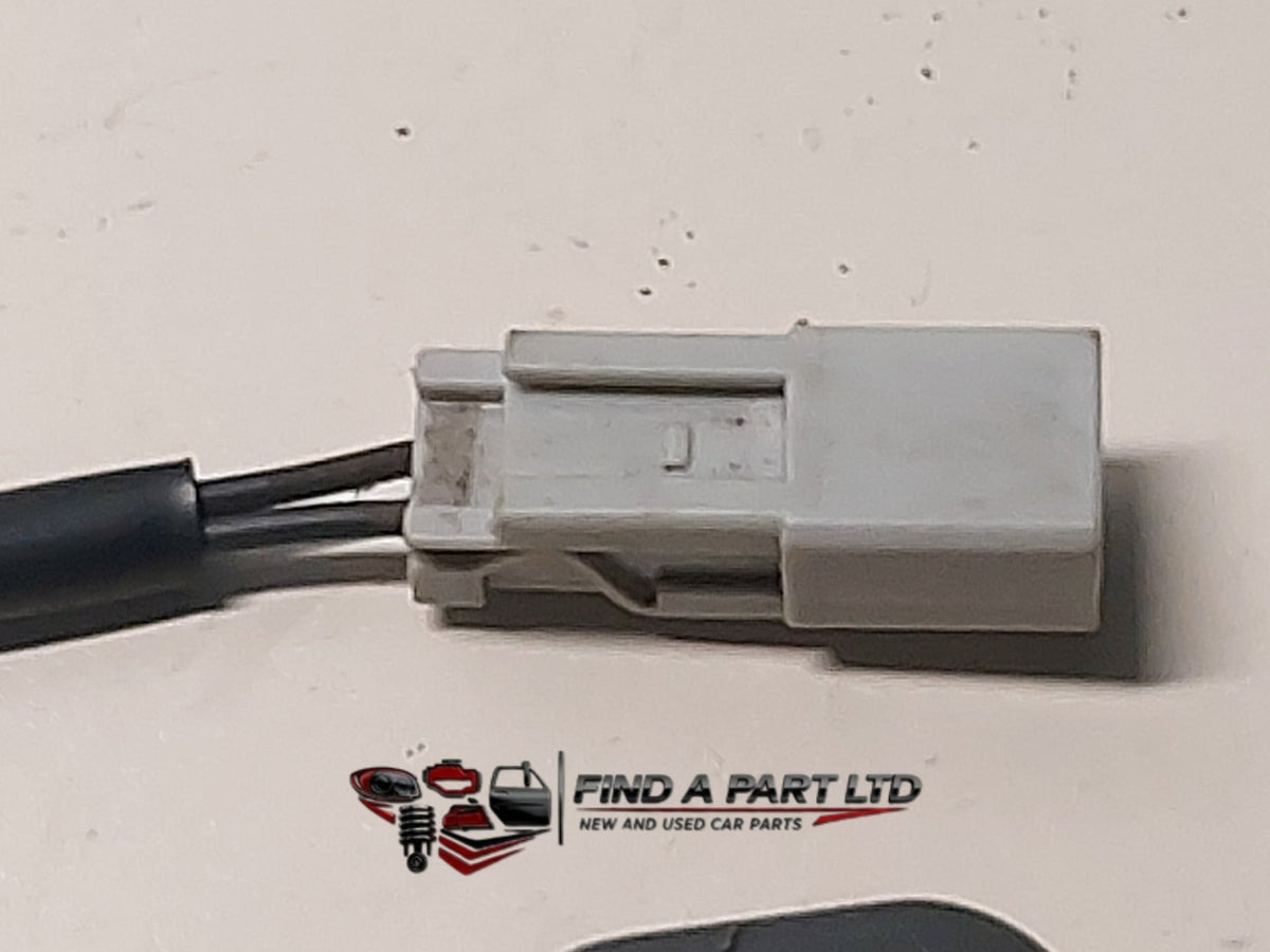 1996 Honda CR-V RD1 - Right Front Seat Belt Stalk PN: N8B1072