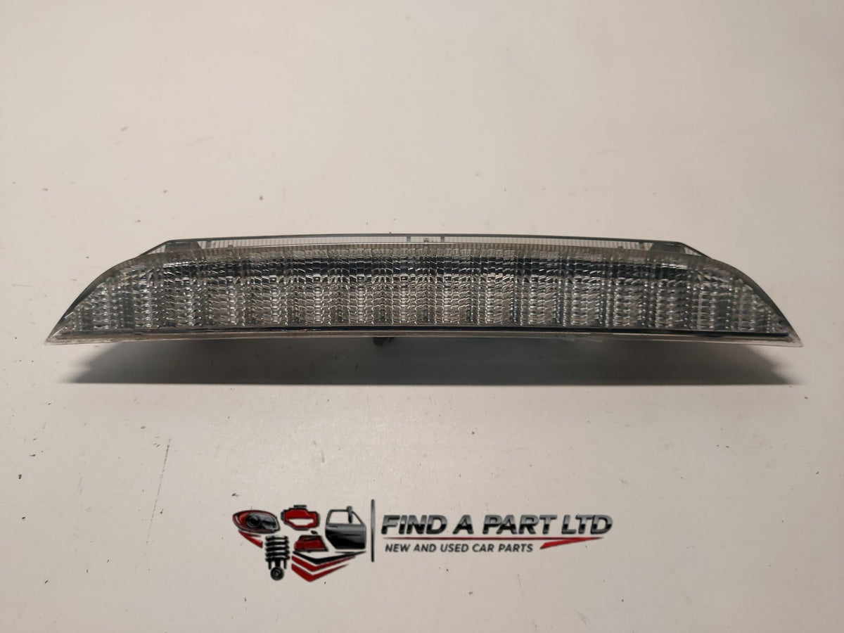 2010 Mitsubishi Outlander CW*W - High Level Stoplight PN: P5631