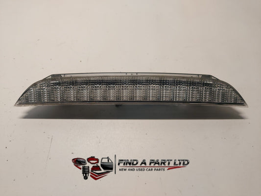 2010 Mitsubishi Outlander CW*W - High Level Stoplight PN: P5631
