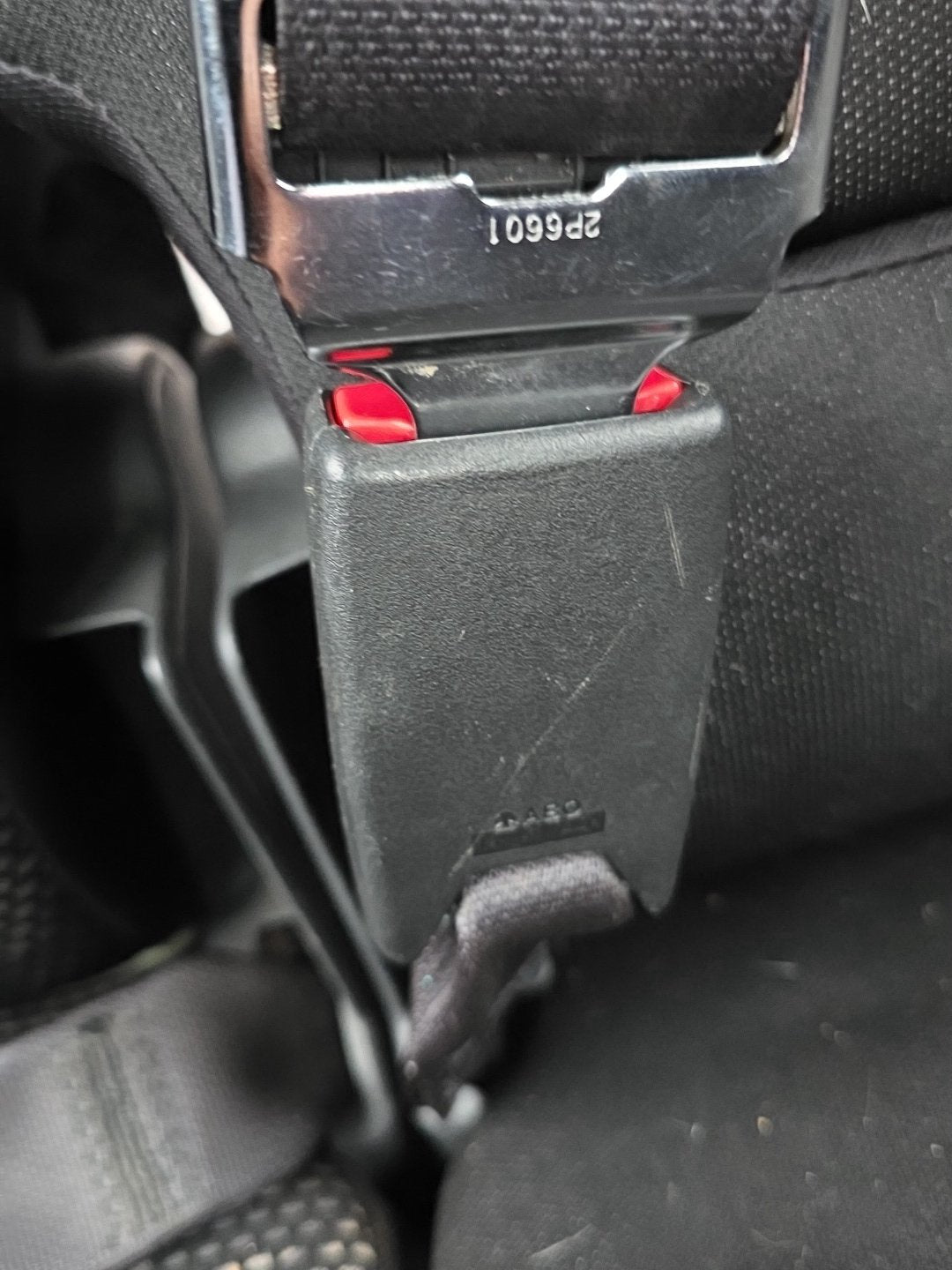 2006-2012 Suzuki SX4 YA11S - Rear Centre Seat Belt and Stalk PN: 84906-80J1 TK-AB0-P522