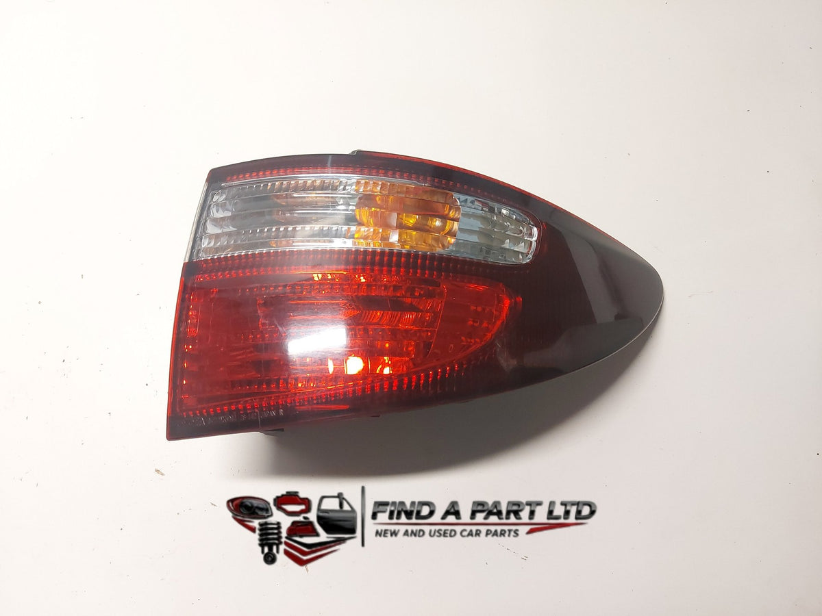 2002 Toyota Previa - Right Taillight PN: ICHIKOH 28-142