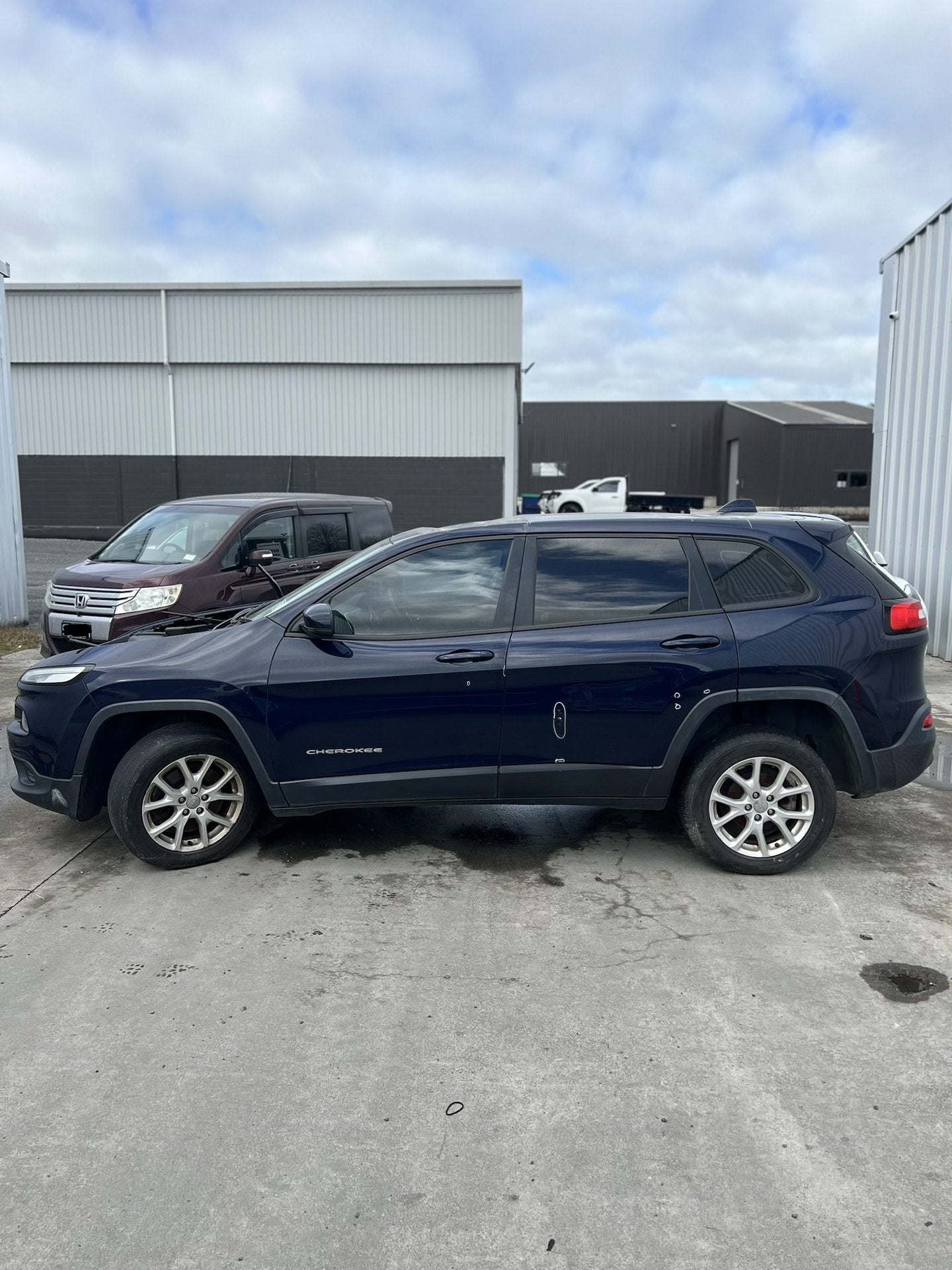 2014-2023 Jeep Cherokee Sport