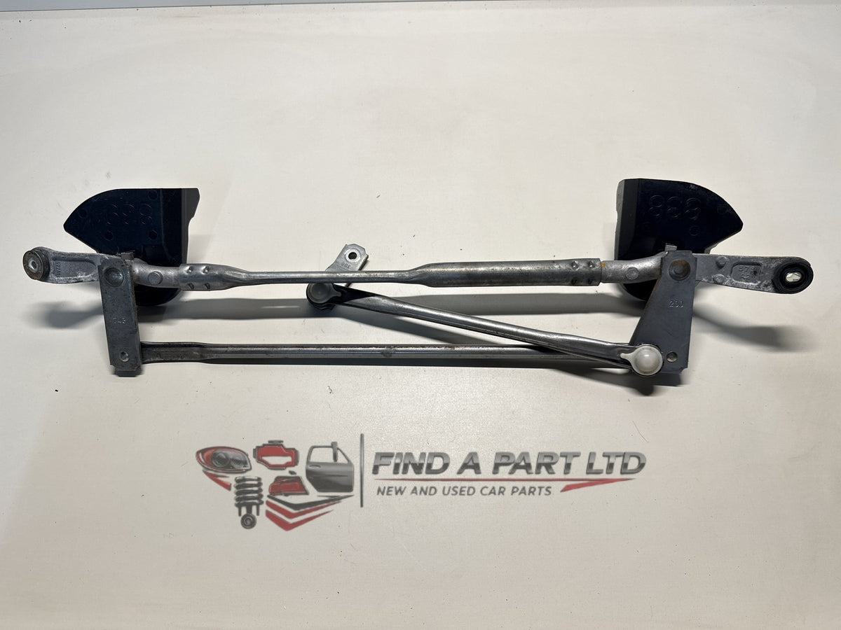 2016 Mitsubishi Outlander GF*W - Wiper Linkage PN: