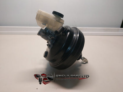 2009 Nissan Skyline Crossover J50 - Brake Booster and Master Cylinder Assembly PN: 0204053358
