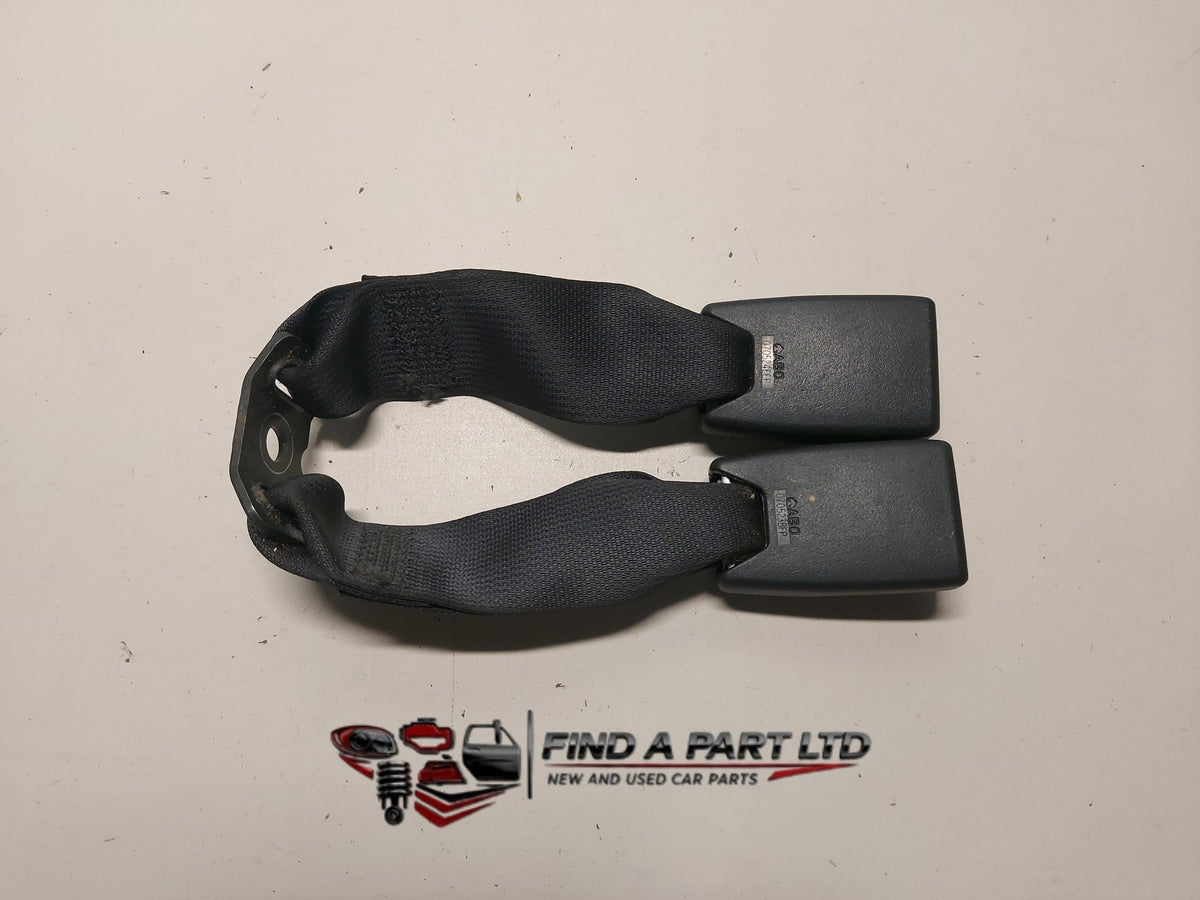 2007 Toyota Corolla E160 - Right Rear Centre Seat Belt Stalk PN: