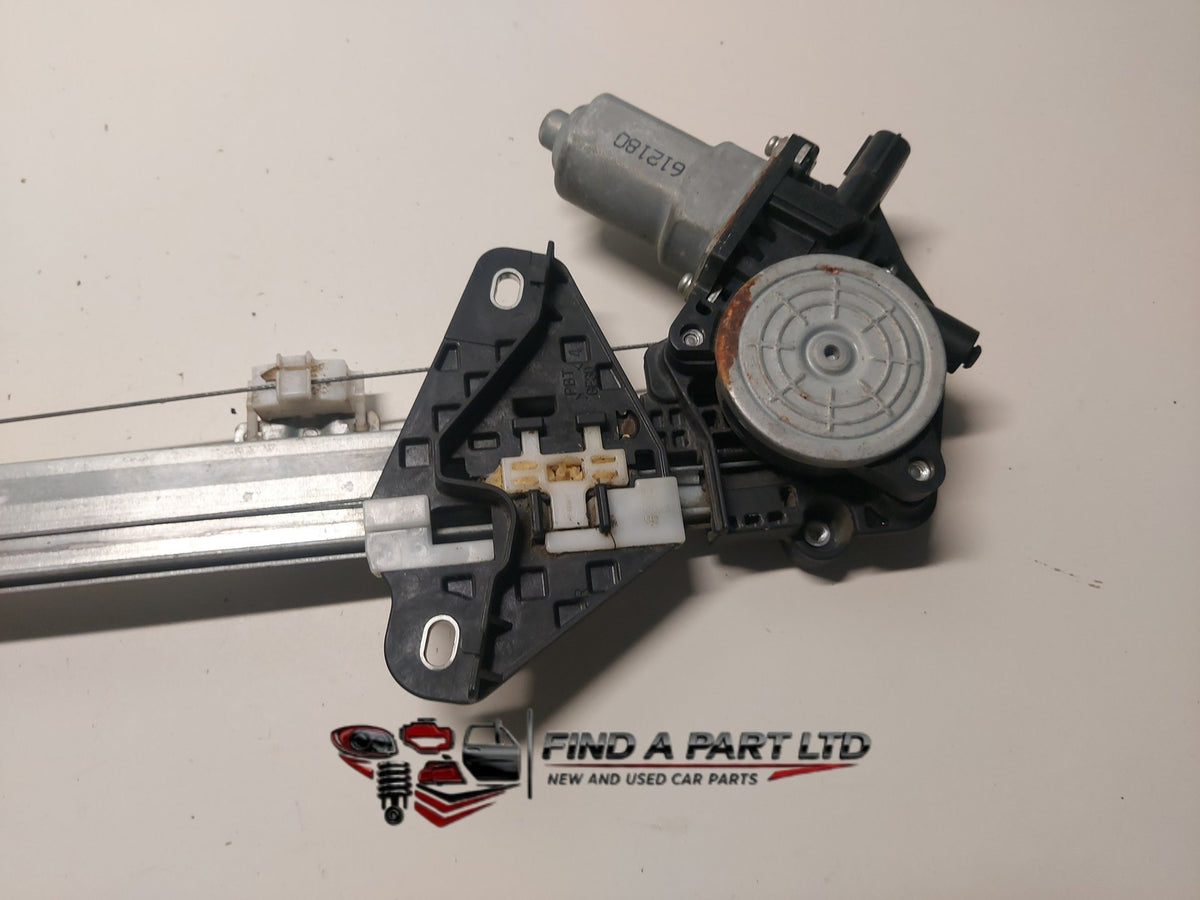 2007 Honda CR-V - Right Rear Window Regulator/Motor PN: 7C-024