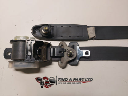 2000 Honda CR-V RD1 - Right Front Seat Belt PN: NSB072GR003